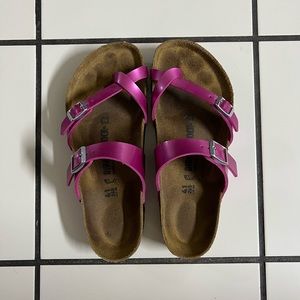 Birkenstock Maharishi Sandals Fuchsia Pink Toe Loop Sandals